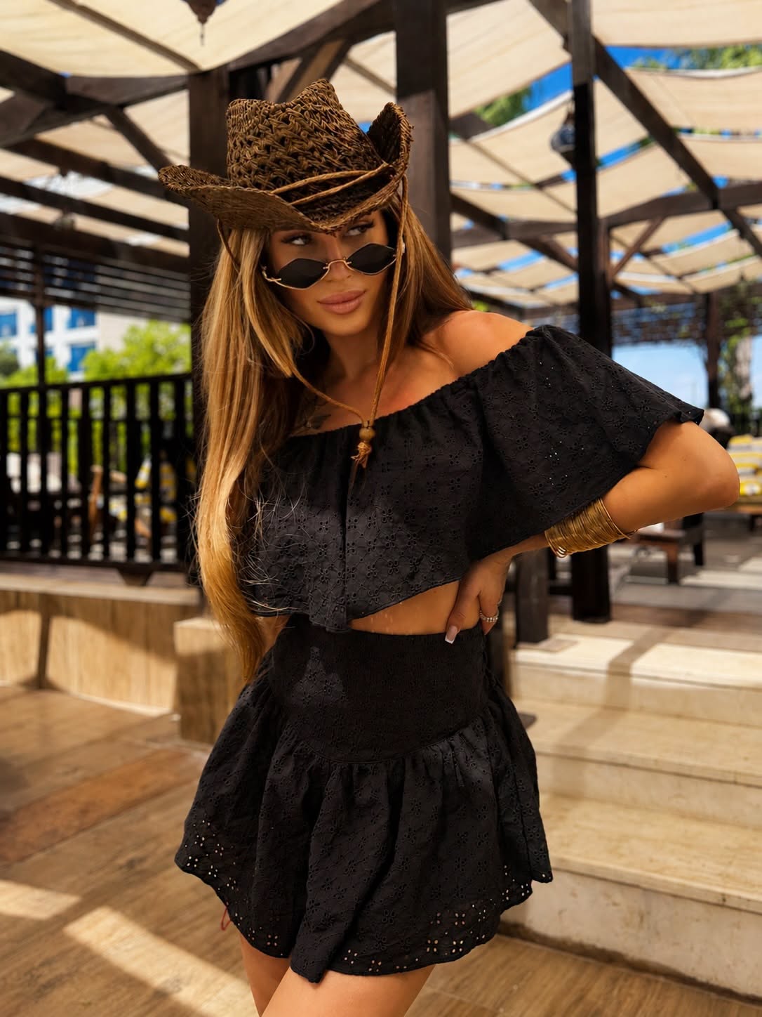 komplet_EVEMA_azurowy_-_bialy_